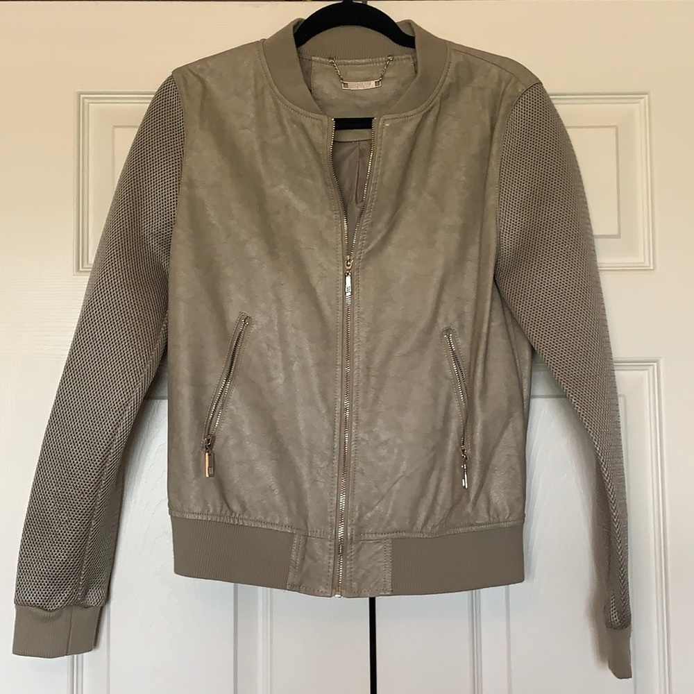 T A Coalition Day/Night Jacket. Size Large.